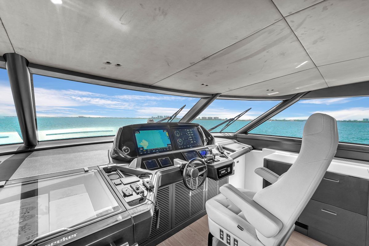 2024 Sunseeker 88 