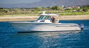 2016 Grady-White 376 Canyon