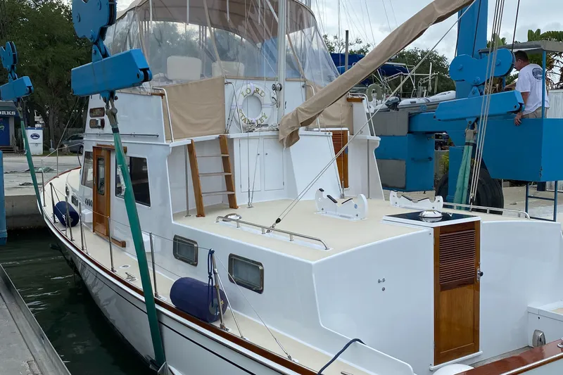 Lord Stanley Yacht Photos Pics 
