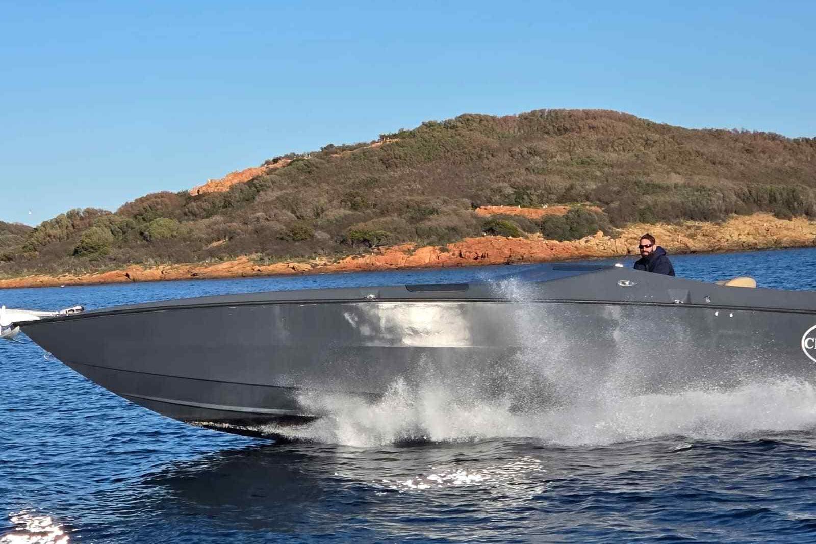 1978 Cigarette 35' Cafe Racer