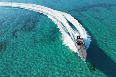 2025 Cigarette 35' Cafe Racer