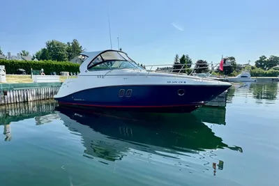 Rinker 340 Express Cruiser