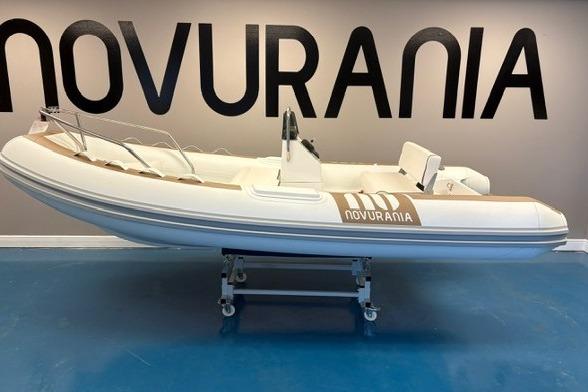 Novurania DL 400