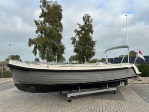 2021 Interboat 820 Intender