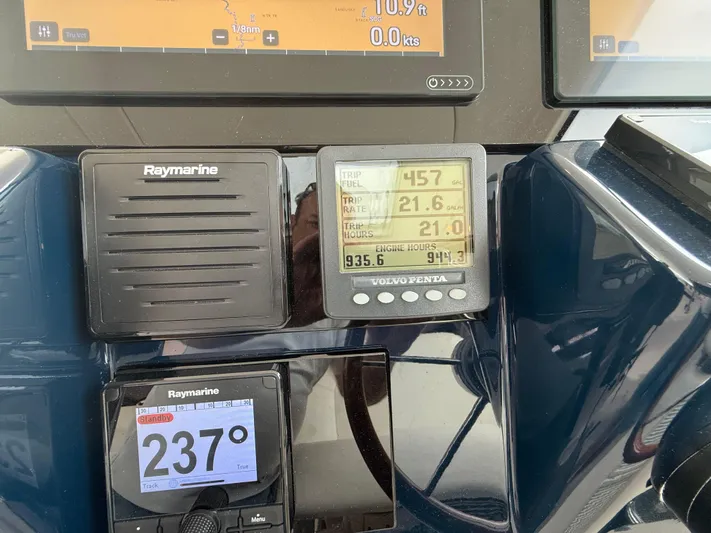 Southern Cross Yacht Photos Pics 