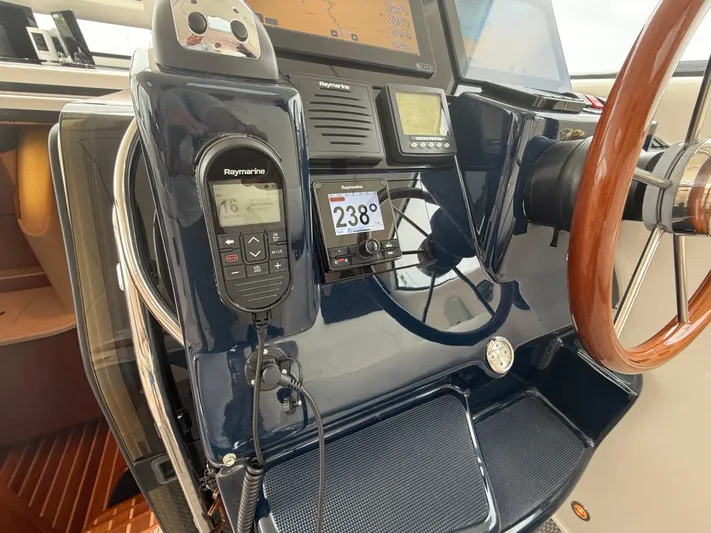 Southern Cross Yacht Photos Pics 