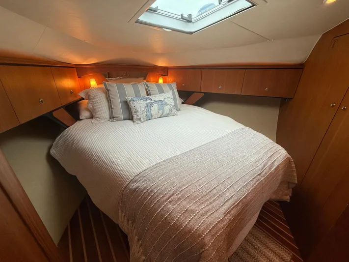 Southern Cross Yacht Photos Pics 