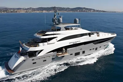 2012 Princess 40 M