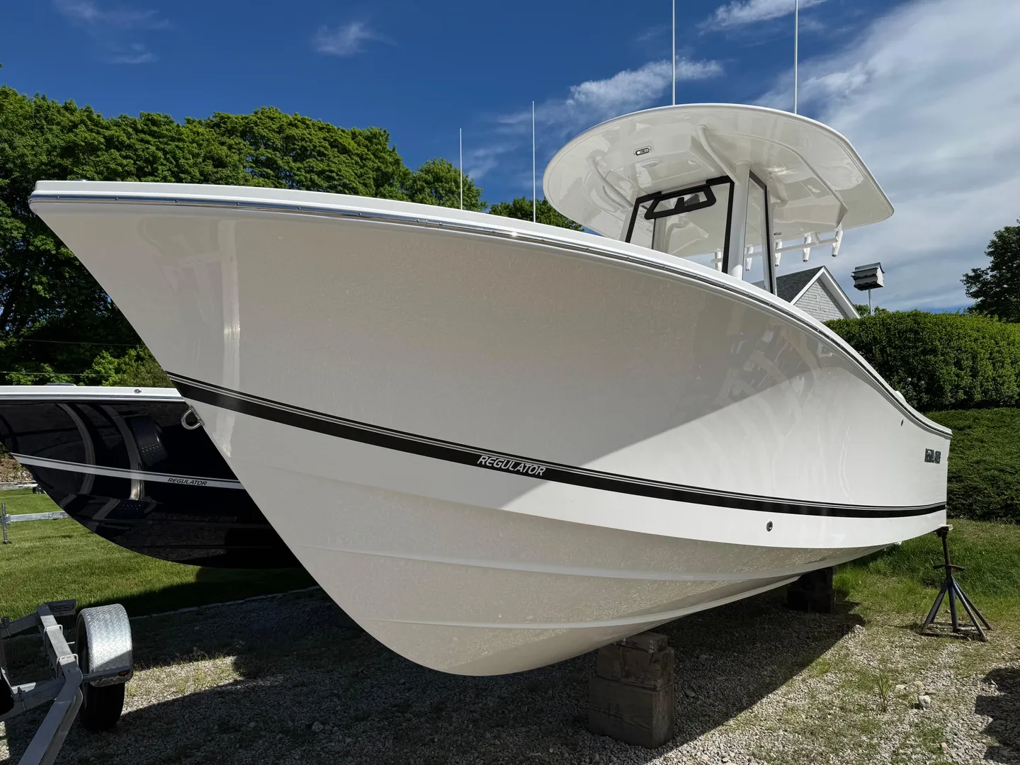 2025 Regulator 23 Photo