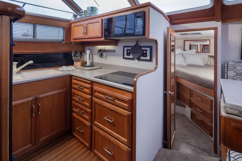 Tollypop Yacht Photos Pics 