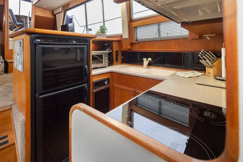 Tollypop Yacht Photos Pics 