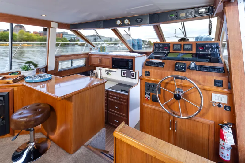 Tollypop Yacht Photos Pics 