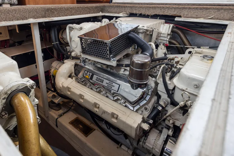 Tollypop Yacht Photos Pics 