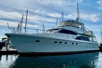 Hampton 680 Pilothouse