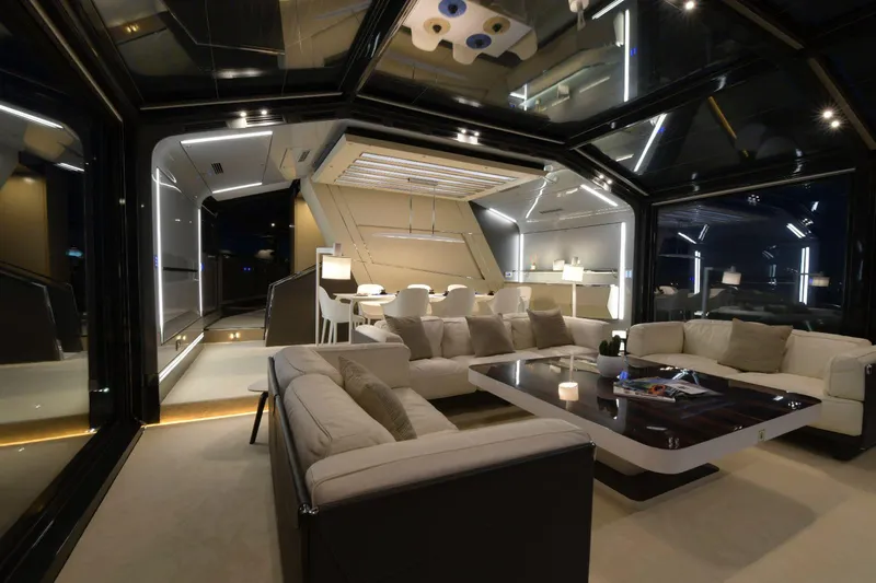 Night Fury 1 Yacht Photos Pics 