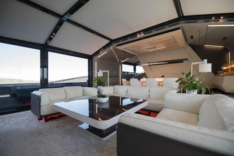 Night Fury 1 Yacht Photos Pics 