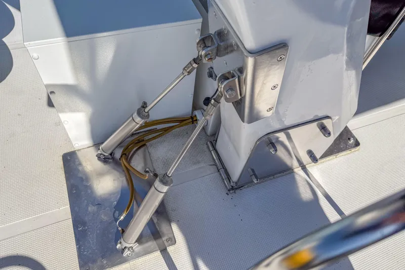 Silver Spring Yacht Photos Pics Hydraulic steering mechanism on 1985 Ocean Alexander 420 Sport Sedan yacht deck.