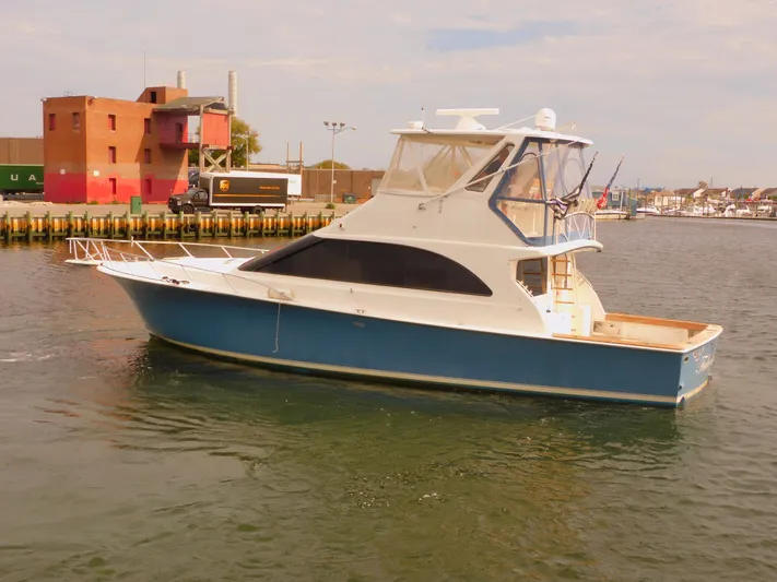 Falcon Yacht Photos Pics 