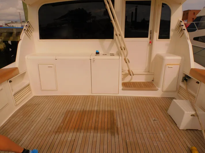 Falcon Yacht Photos Pics 