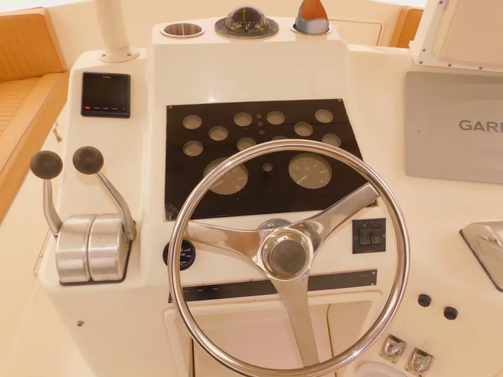 Falcon Yacht Photos Pics 