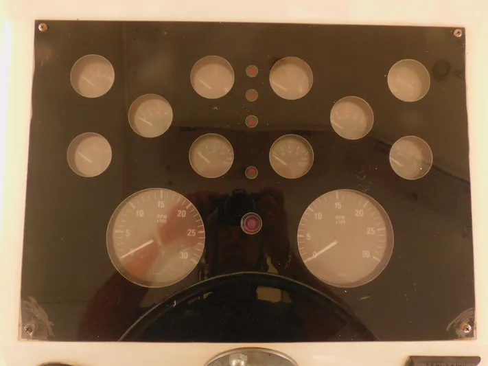 Falcon Yacht Photos Pics 