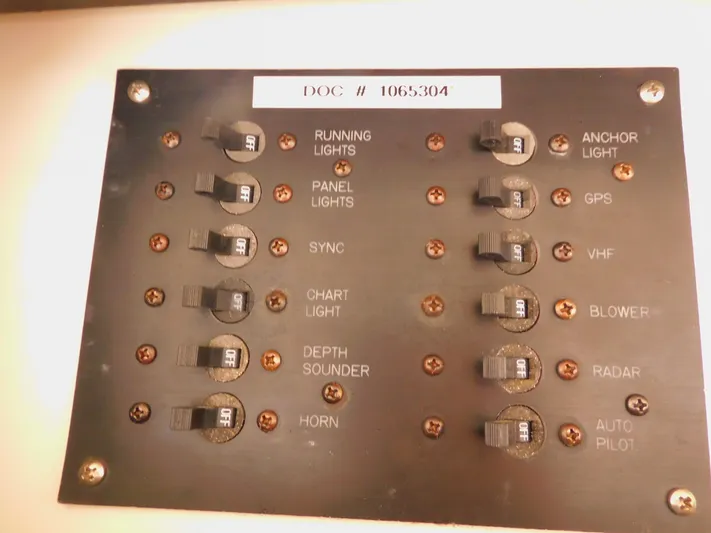 Falcon Yacht Photos Pics 