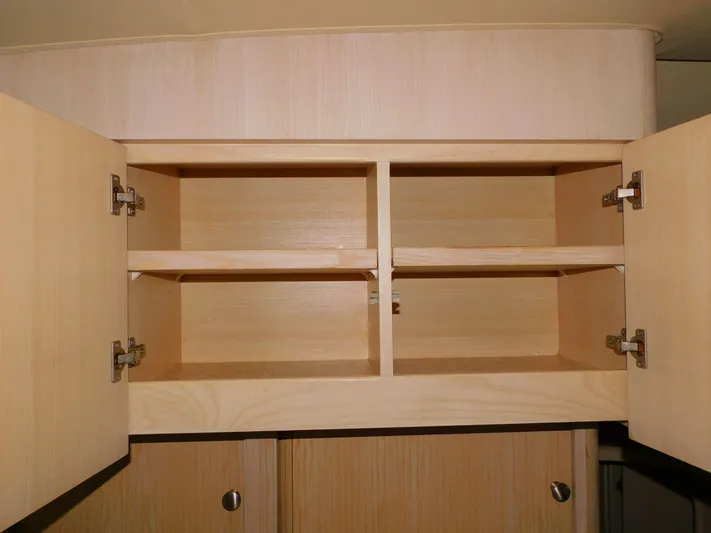 Falcon Yacht Photos Pics 