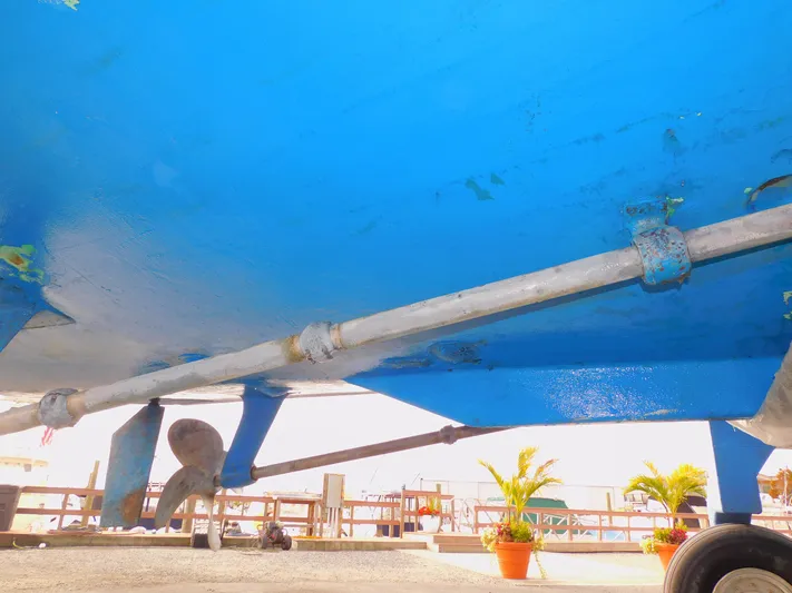 Falcon Yacht Photos Pics 