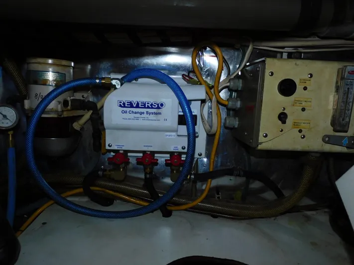 Falcon Yacht Photos Pics 