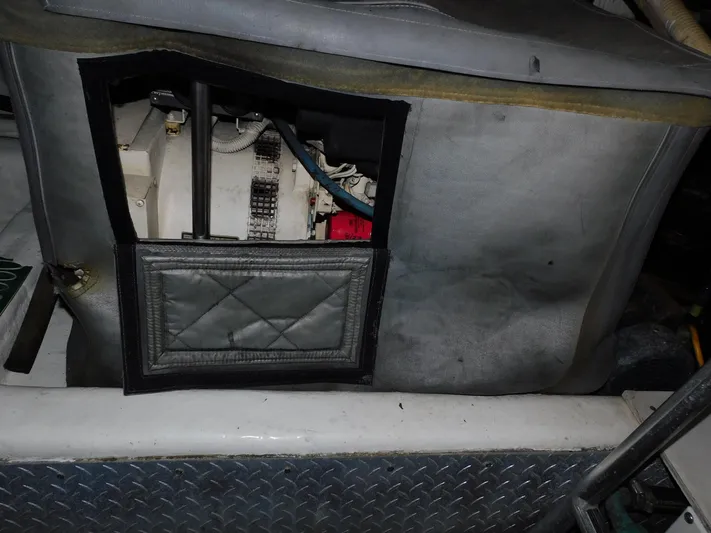 Falcon Yacht Photos Pics 