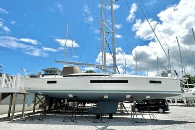 2023 Jeanneau Sun Odyssey 490