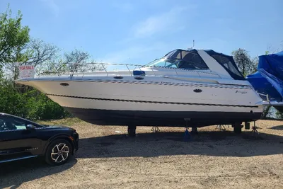 Cruisers 3870