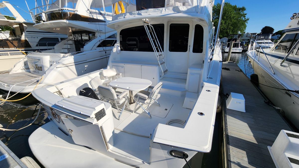2001 Ocean Yachts 56 