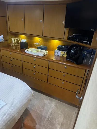 Endurance Yacht Photos Pics 