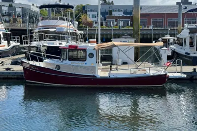 Ranger Tugs R-21EC