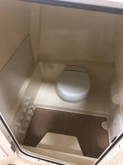  Yacht Photos Pics 2022 Chris-craft 24 Catalina - Image 35