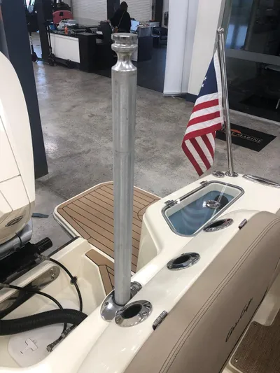  Yacht Photos Pics 2022 Chris-craft 24 Catalina - Image 9