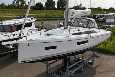 2024 Beneteau Oceanis 37.1