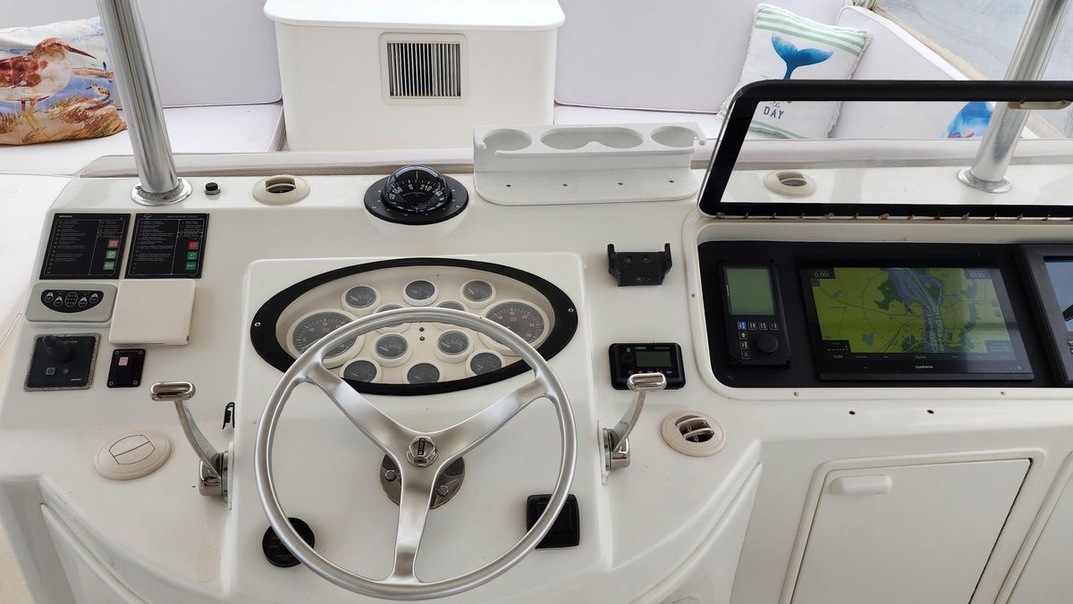 2001 Ocean Yachts 56 