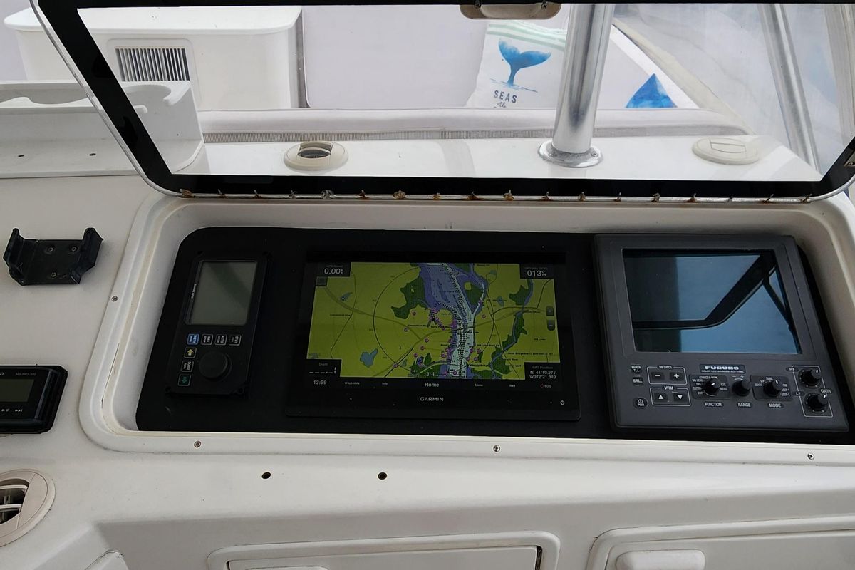 2001 Ocean Yachts 56 