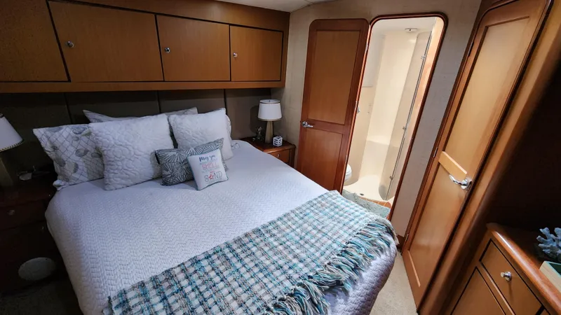 Endurance Yacht Photos Pics 