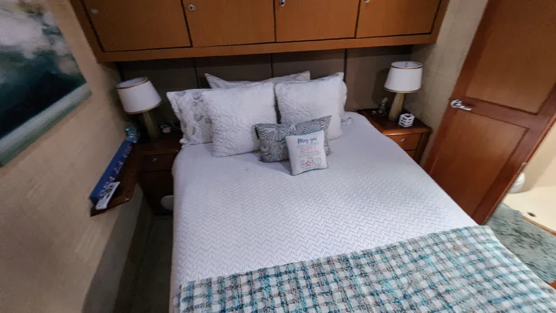 Endurance Yacht Photos Pics 