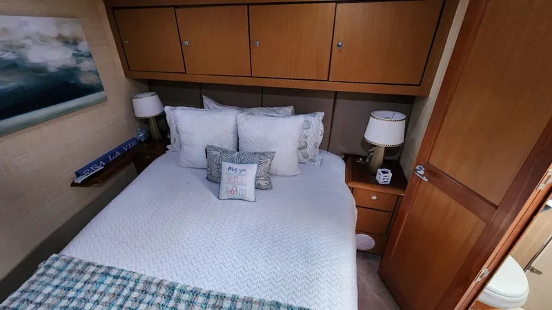 Endurance Yacht Photos Pics 