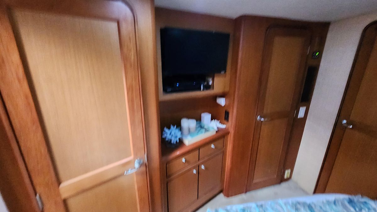 2001 Ocean Yachts 56 