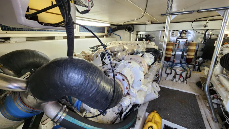 Endurance Yacht Photos Pics 