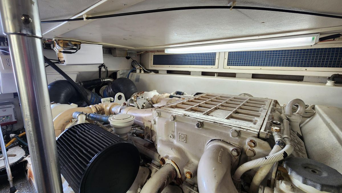 2001 Ocean Yachts 56 