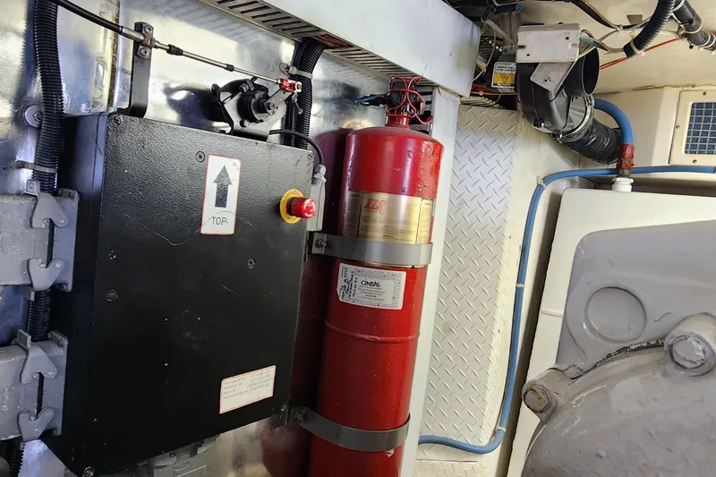 Endurance Yacht Photos Pics 