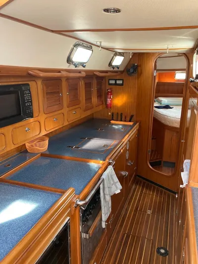 4744 Yacht Photos Pics 