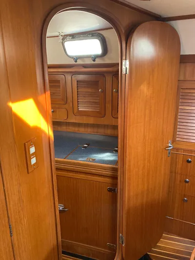 4744 Yacht Photos Pics 