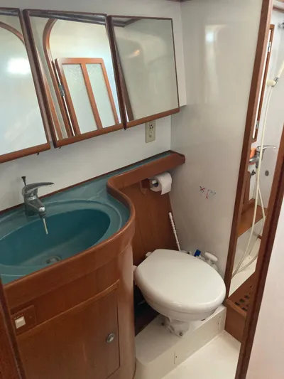 4744 Yacht Photos Pics 